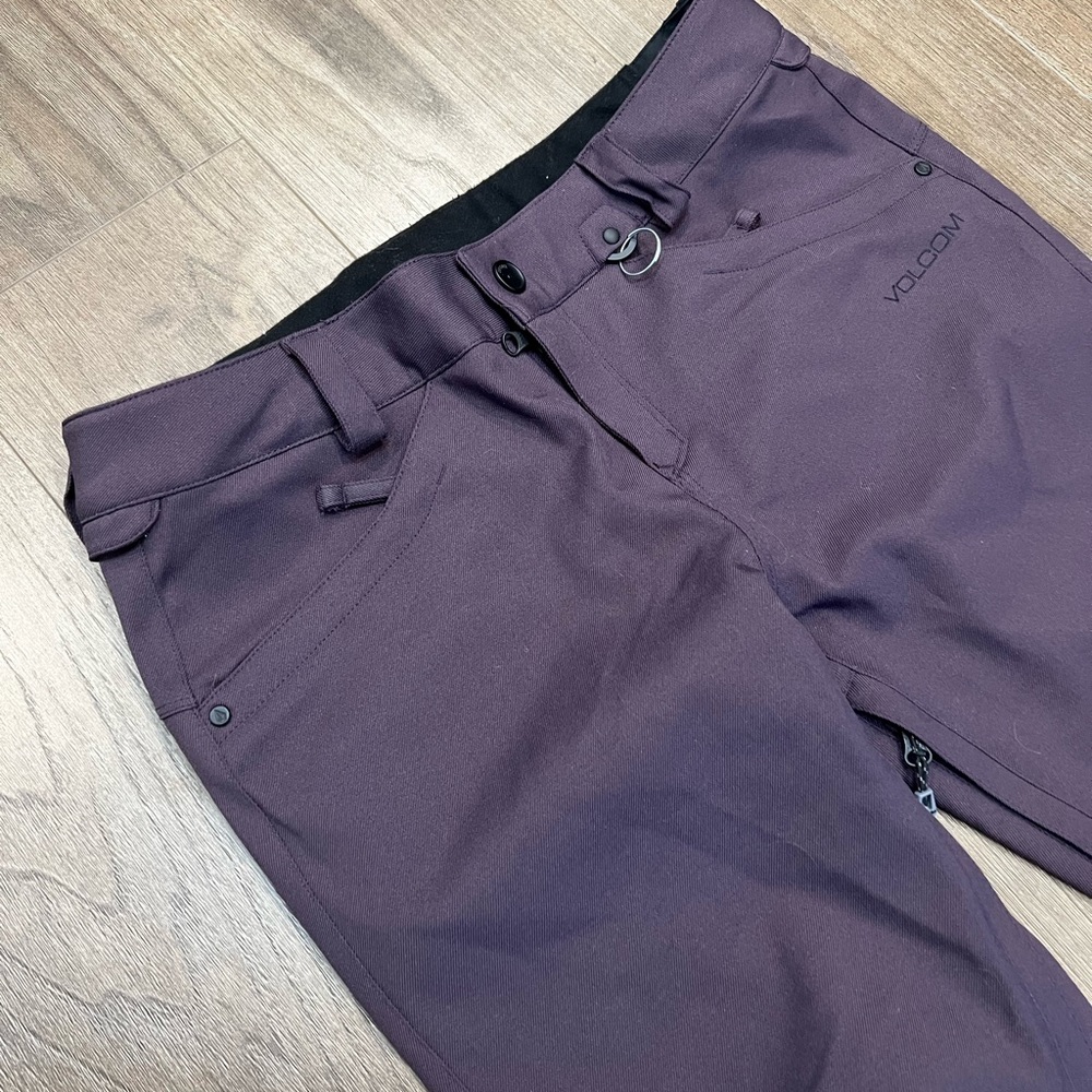 Volcom Snowboarding Slim Stretch Pants, Women’s, LG, Grape